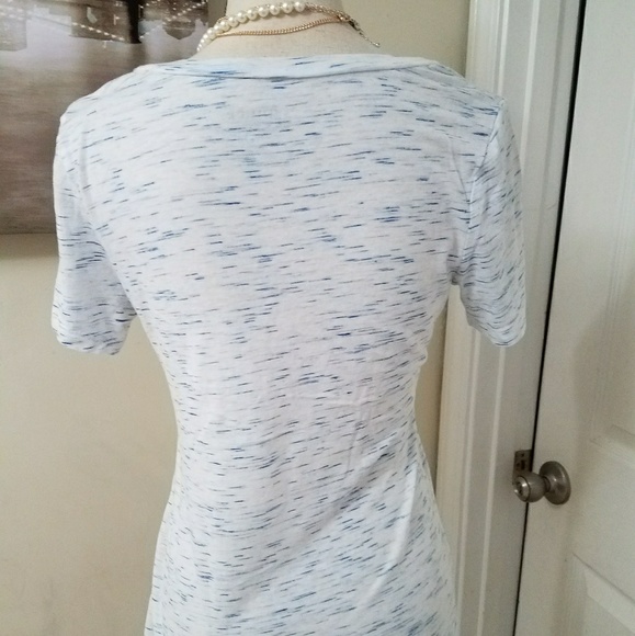 Old Navy Vintage V Neck Shirt - Picture 3 of 4